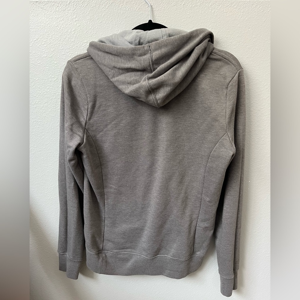 The North Face Sweatshirt - Picture 2 of 4